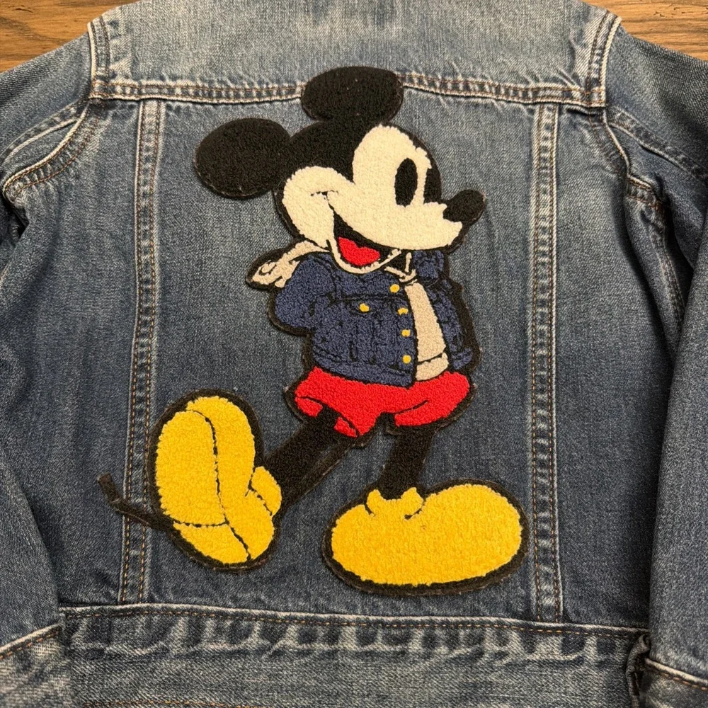 Kids 6T Disney Mickey Mouse Denim GAP Jacket EUC Limited Edition 2018 ..C3